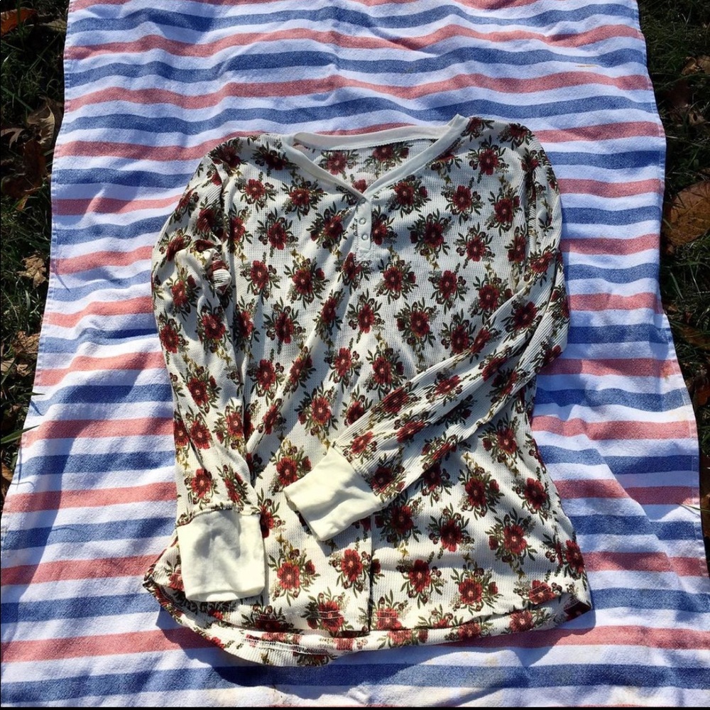 Rose Patterned Thermal